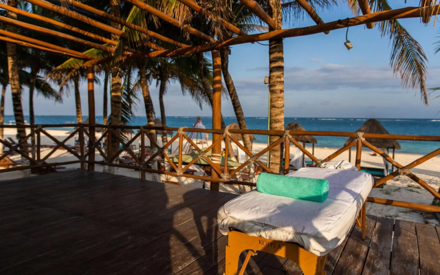 Hotel & Beach Club Ojo de Agua