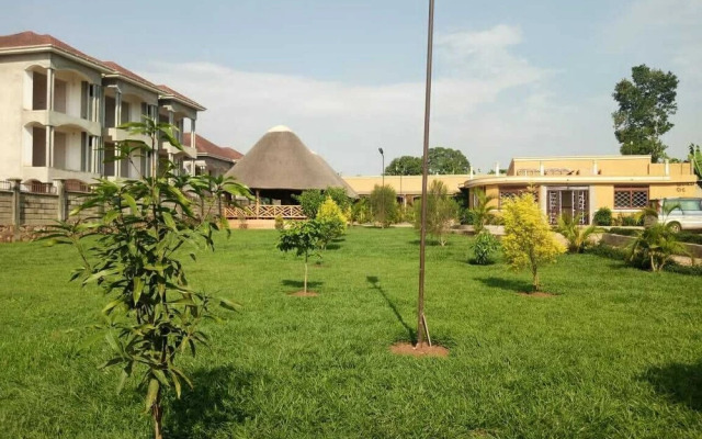 African Roots Entebbe