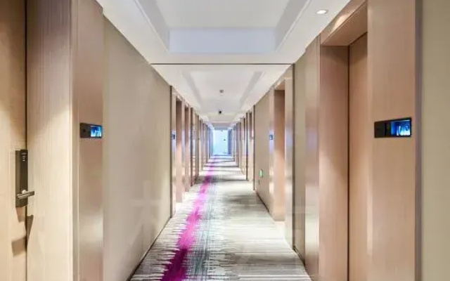 Lavande Hotels  (Wanning high-speed railway station)