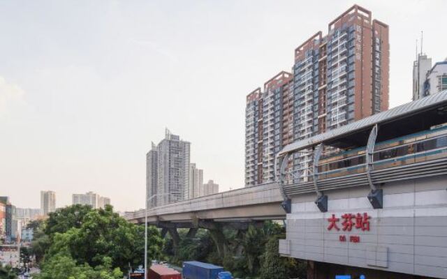 Xing Too Peng Ya Hotel（Buji Da Fen Metro Station Store)