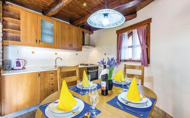 Stunning Home in Lovran With Wifi and 1 Bedrooms