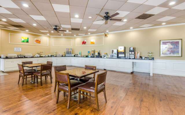 Quality Inn Roanoke Airport