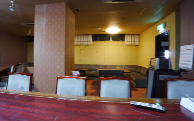 New Makomo Hotel