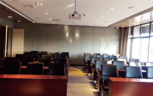 Echarm Hotel Taizhou High-speed Railway Station