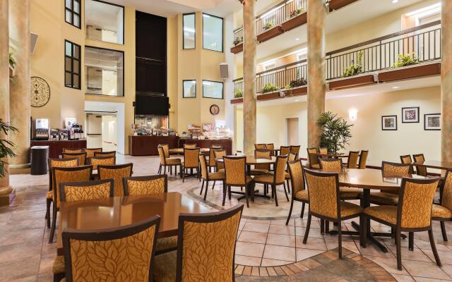 Holiday Inn Express Hotel & Suites San Jose-Morgan Hill, an IHG Hotel