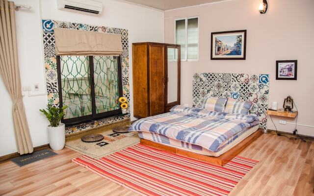 Hanah's Tiny Hanoi Homestay