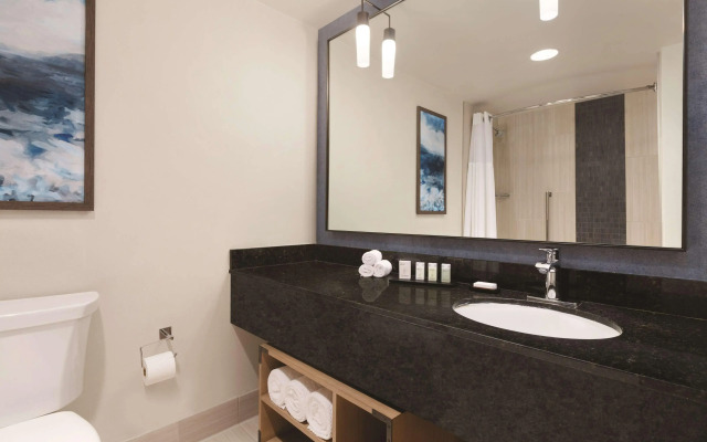Embassy Suites by Hilton Monterey Bay Seaside