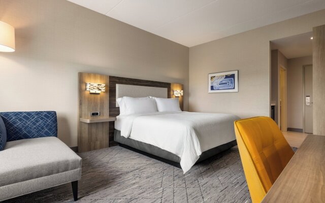 Holiday Inn Express Strathroy by IHG