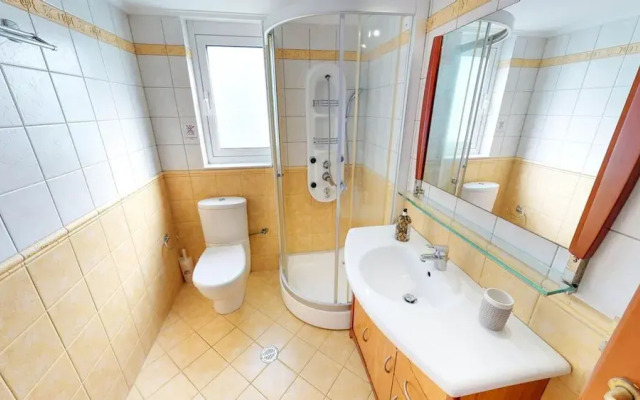 Villa Angelika Two-storey House With Pool for 7