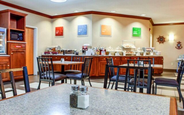Comfort Suites Stevensville - St. Joseph