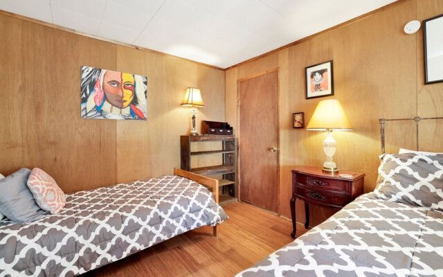 2356-casita De Sergio 2 Bedroom Cabin by RedAwning