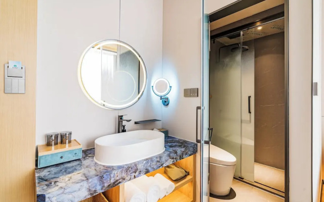 Dequan Landscape Hote