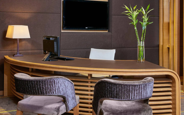 Crowne Plaza Zhongshan Wing on City by IHG