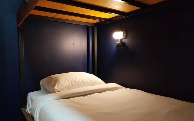 W168 Hostel