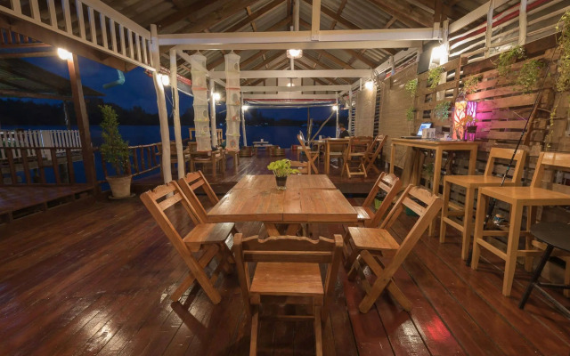 Sincere Guest House & Restaurant