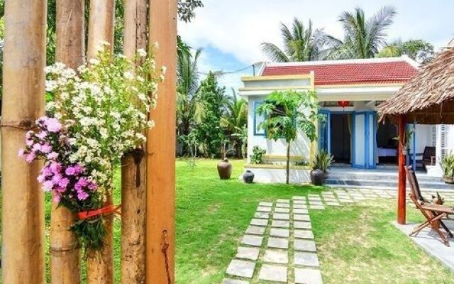 Local Beach Homestay