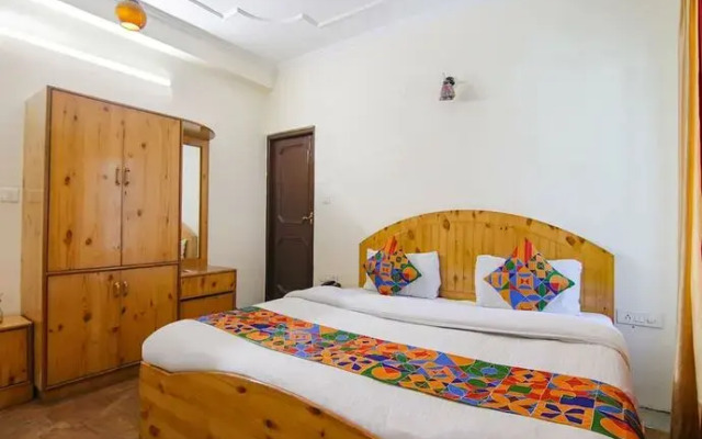 Fabhotel Baragarh Regency