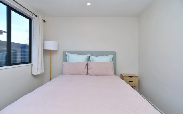 Thomas Townhouse - Christchurch Holiday Homes