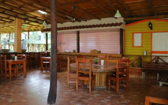 Hotel Colinas Del Rey