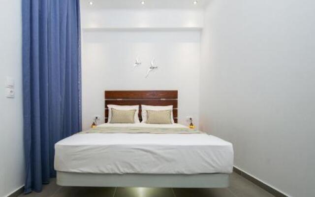 Santorini Facile Fir Rooms
