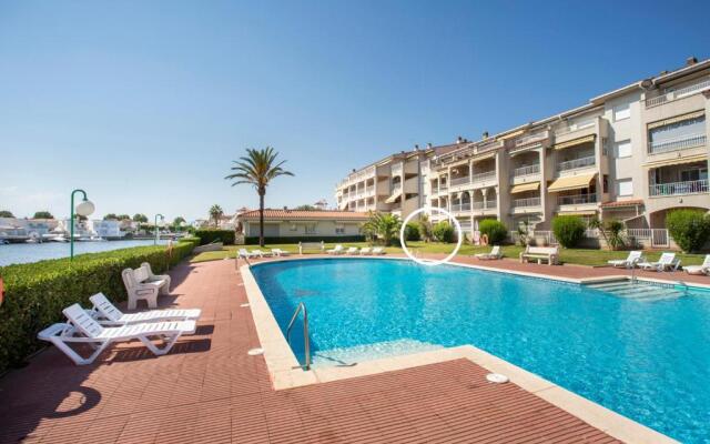 1007 Apartamento planta baja Lago San Maurici