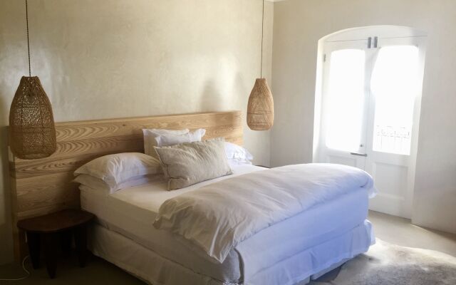 Auberge Burgundy Guest House