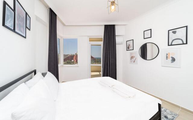 Fantastic Flat With Balcony and View in Aksu