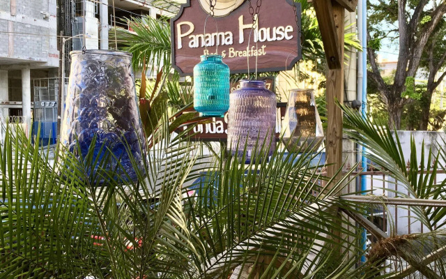 Panama House Bed & Breakfast