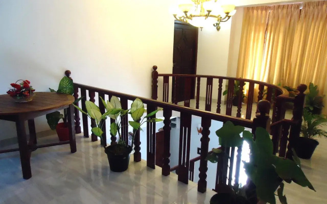 Oak Wood Inn Kandy