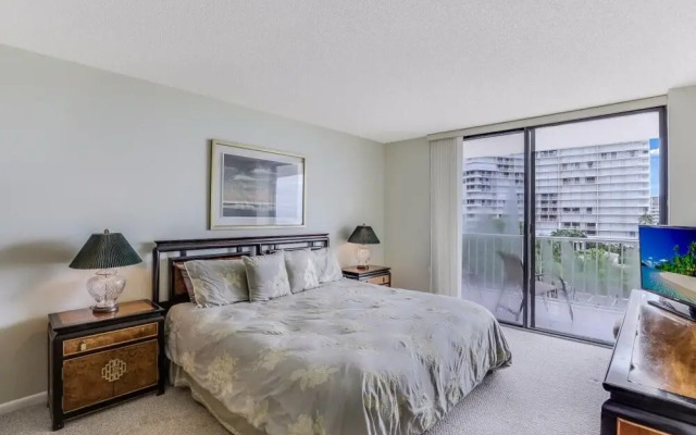 South Seas Tower 3-411