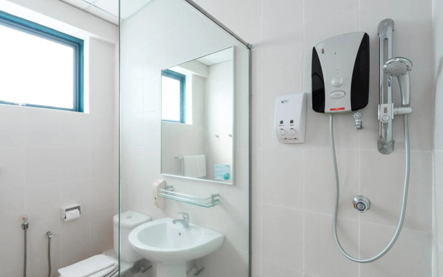 Golden View Serviced Apartment