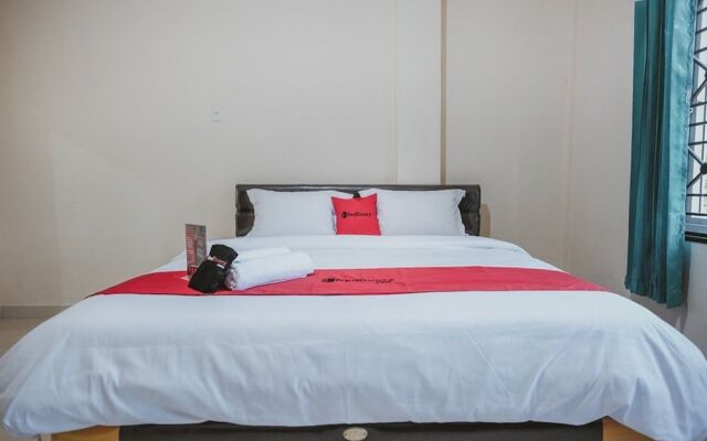 RedDoorz near Ringroad City Walks Medan