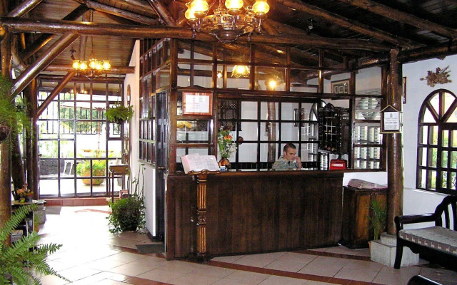 Hotel Fuente de Piedra I
