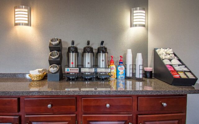 Travelodge Batavia Darien Lake Theme Park