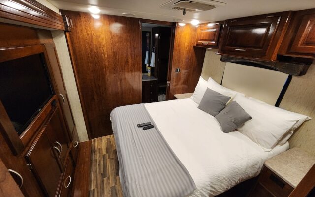 Paradise on lake harris