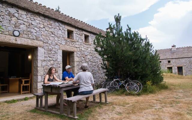 Village de Gites du Mas De La Barque