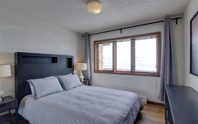 Balcony & Ski Slope Views: Idyllic Granby Condo!