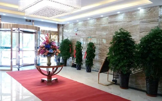 GreenTree Inn West Prefecture Golmud Pedestrian Street Business Hotel – Lobby – Haixi