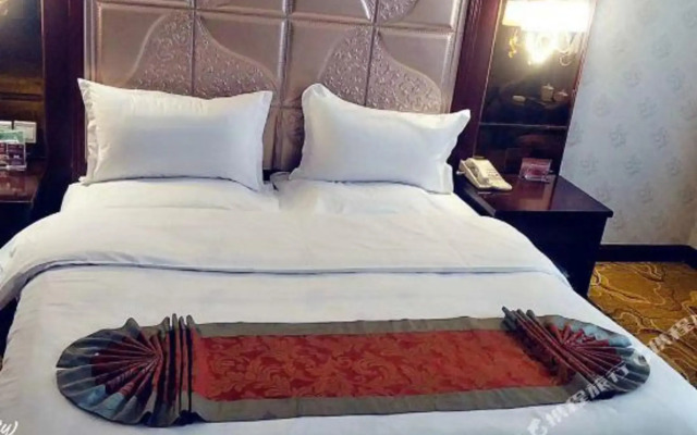 Longxi jinrui star hotel