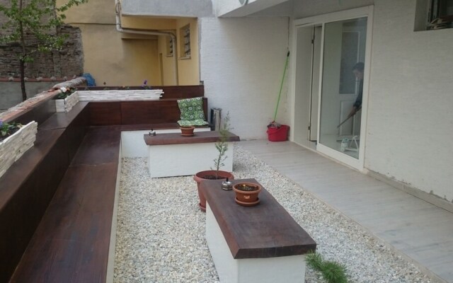 Huner Apartment