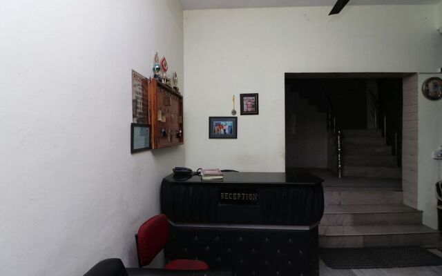 OYO 29202 Sunny International