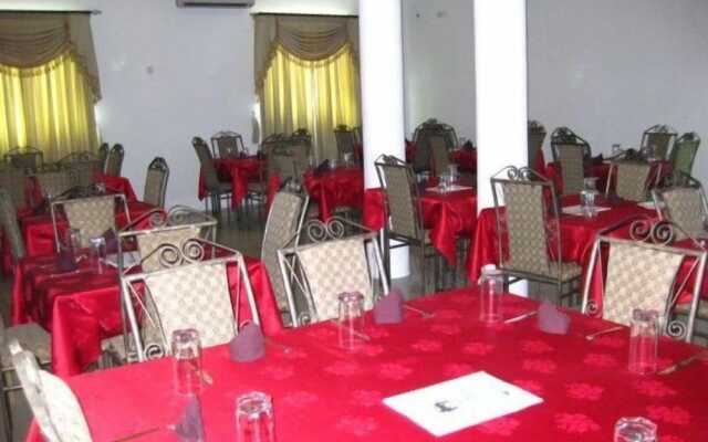 Meaglent Hotel