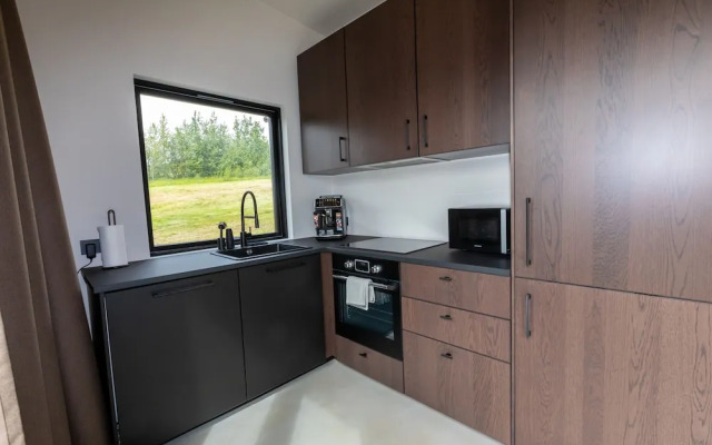 North Mountain View Suites