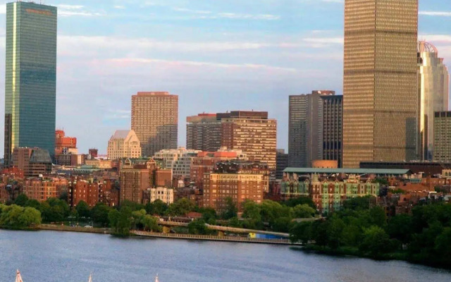 Embassy Suites Boston Logan Airport