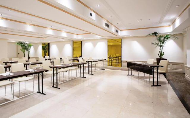Gran Melia Fenix - The Leading Hotels of the World