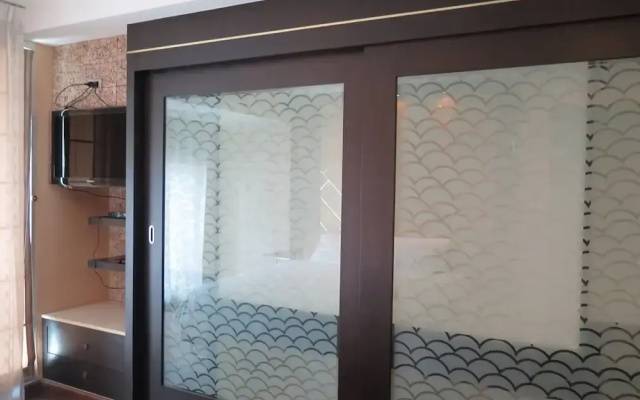 7A - 2 Bedrooms and 2 Bathrooms Located at Downtown Apartment With Shared Pool