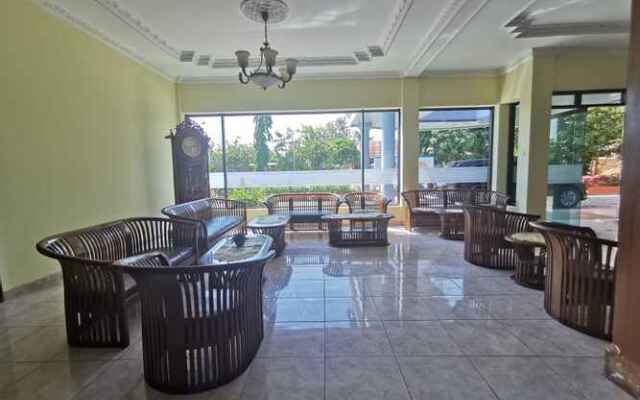 OYO 3692 Hotel Akbar