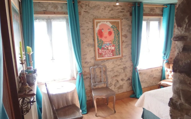 Riverside Home Cottage