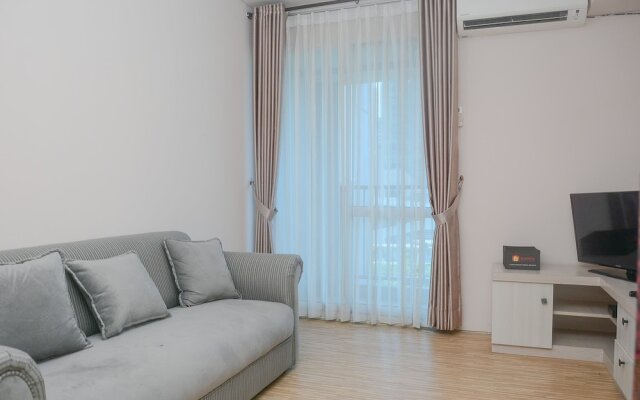 Comfort and Stylish 1BR at Callia Apartment