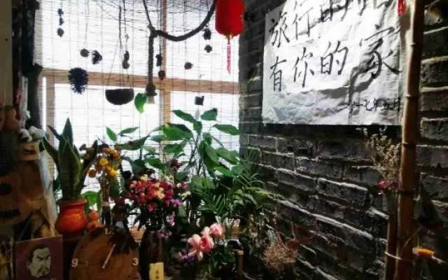 I am waiting for you in Guilin Youth Hostel (Liangjiang Sihu East-West Alley) – Outside – Guilin